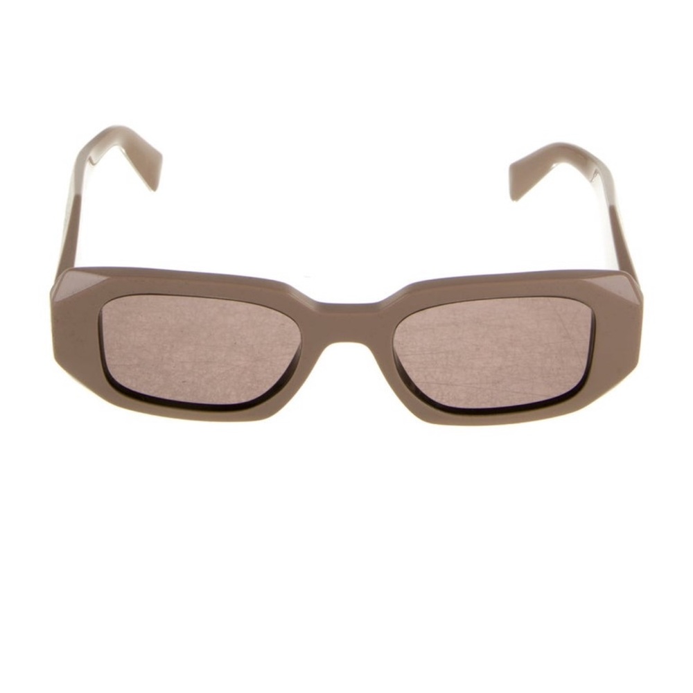 *****Authentic PRADA SPR17W Sunnies*****